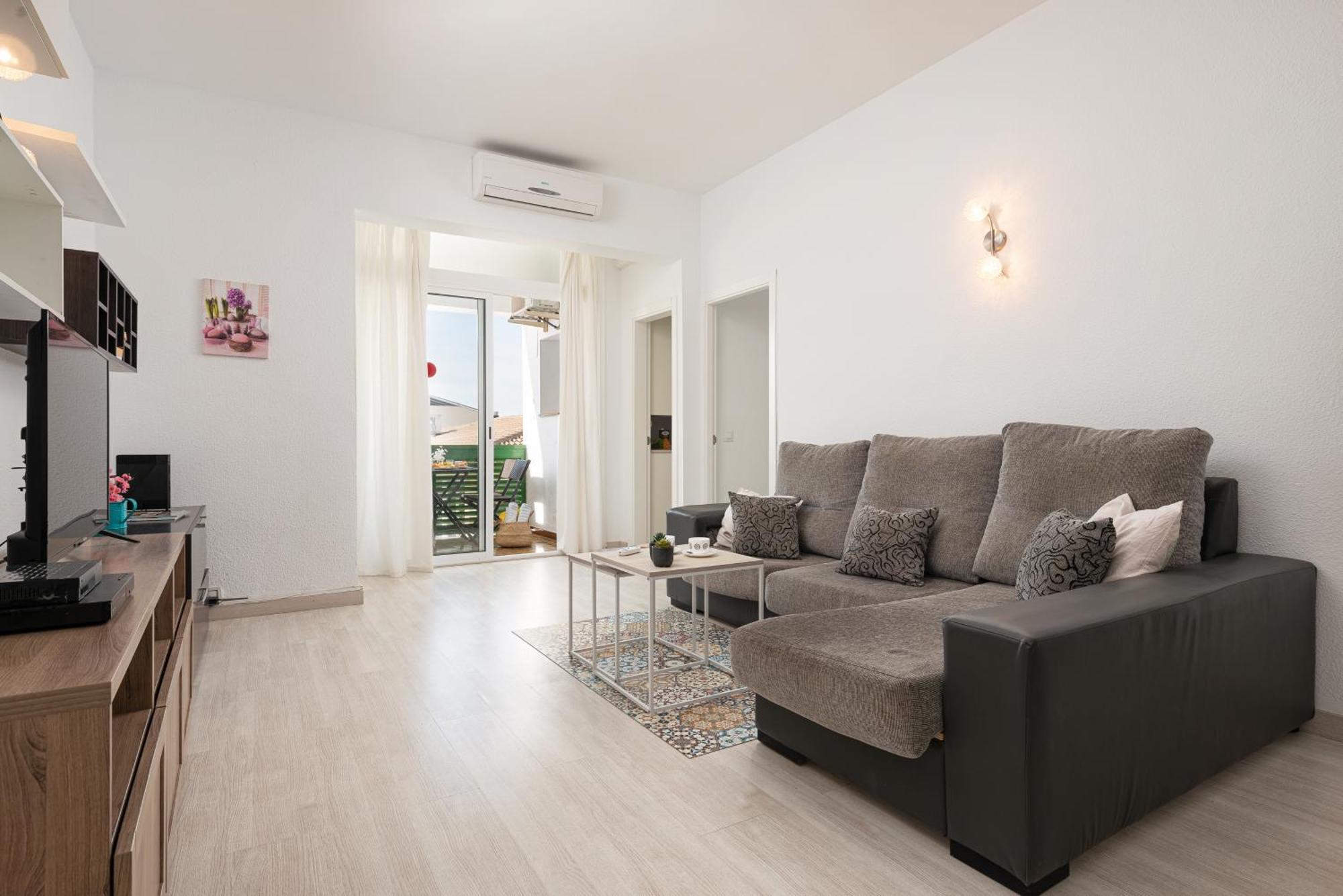 Apartment Xara Torres, At The Beach Of Alcudia 阿尔库迪亚港 外观 照片
