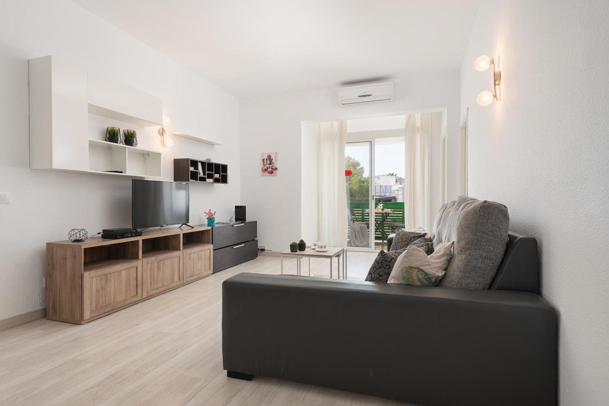 Apartment Xara Torres, At The Beach Of Alcudia 阿尔库迪亚港 外观 照片